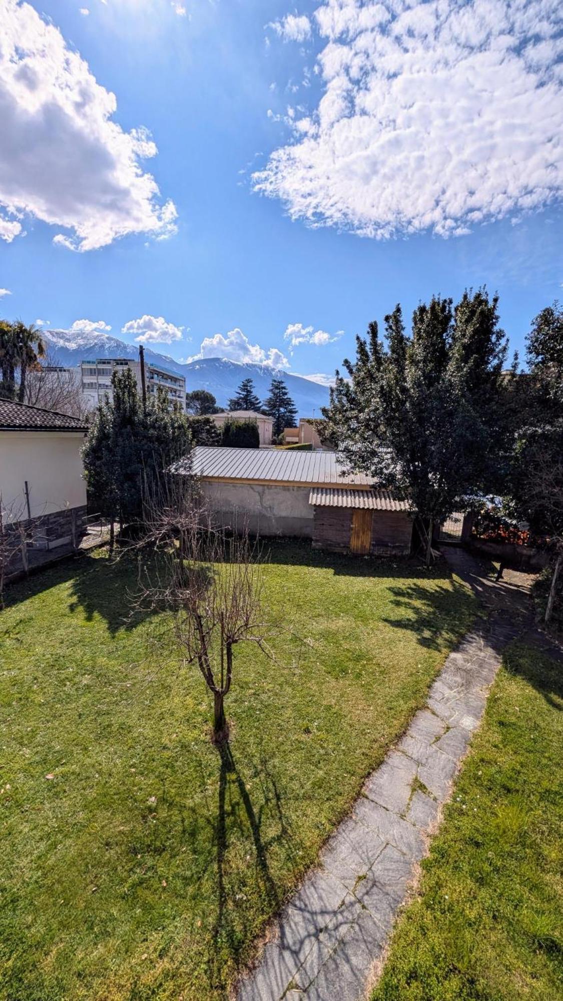 Locarno, Casa Pioda - Nahe Zentrum, Mit Balkon Und Parkplatz Екстериор снимка