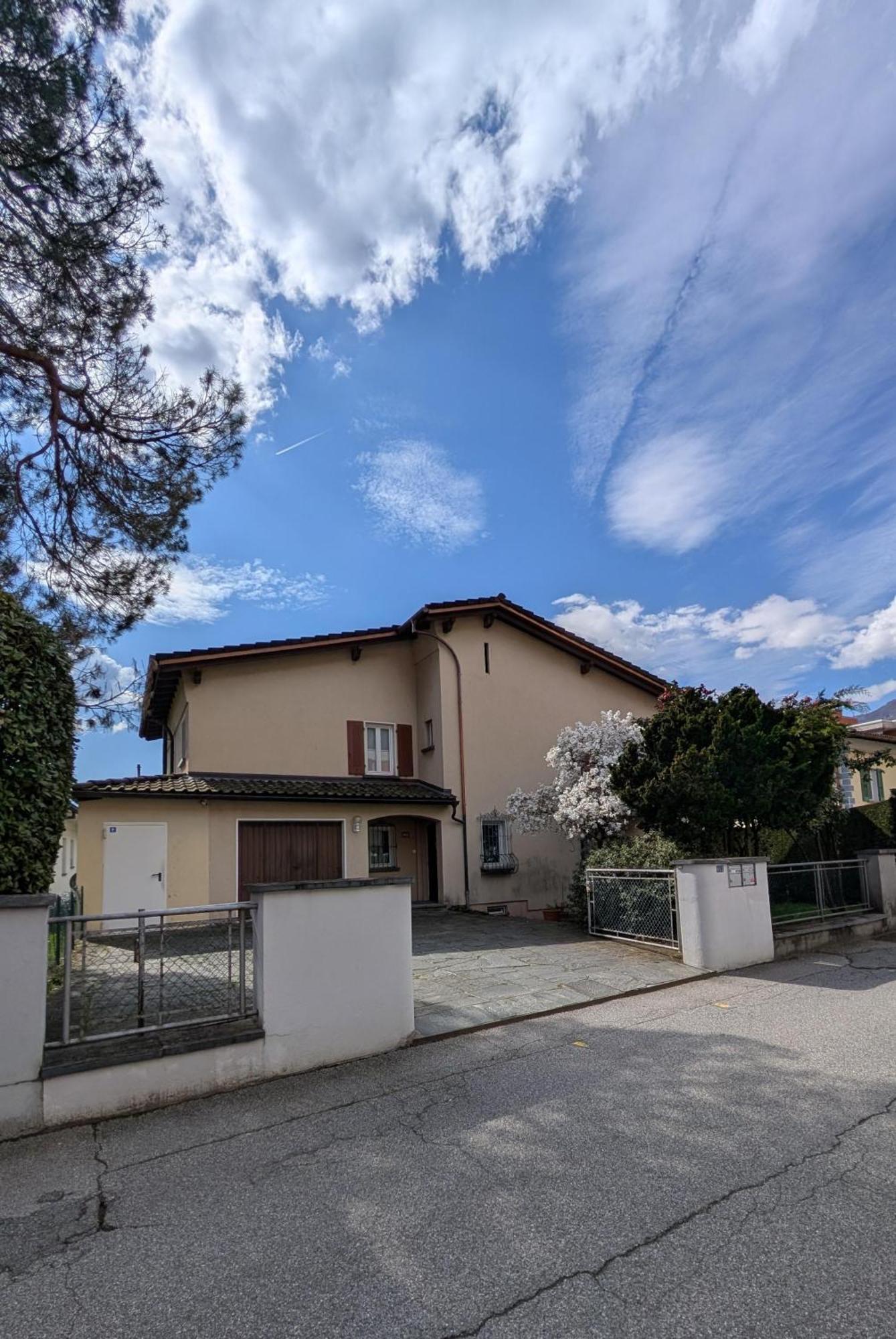 Locarno, Casa Pioda - Nahe Zentrum, Mit Balkon Und Parkplatz Екстериор снимка
