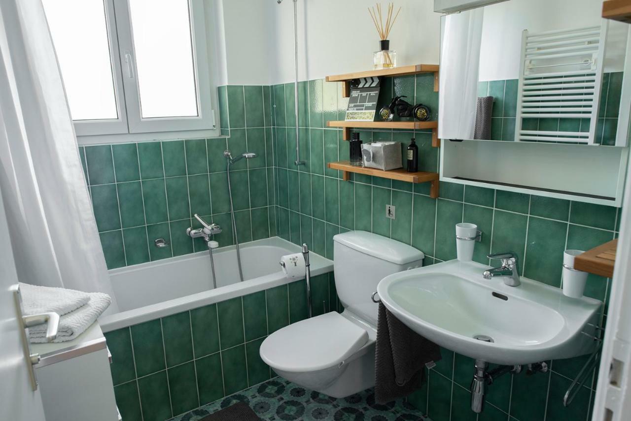 Locarno, Casa Pioda - Nahe Zentrum, Mit Balkon Und Parkplatz Екстериор снимка